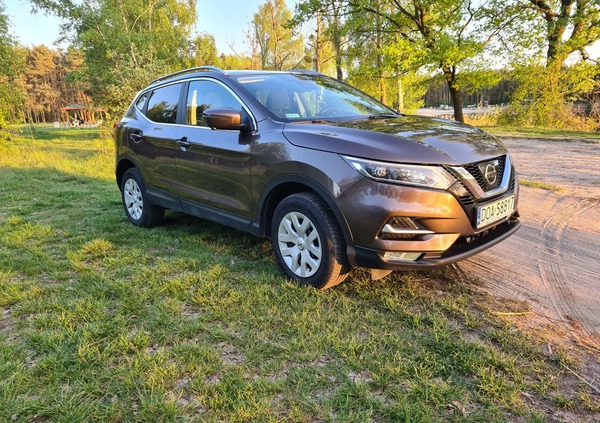 Nissan Qashqai cena 65500 przebieg: 161500, rok produkcji 2017 z Ślesin małe 277